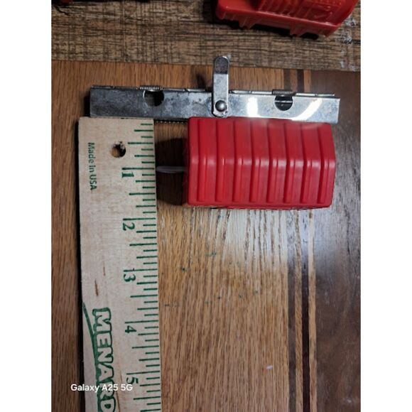 MATTEL Trackmaster Train Car Thomas & Friends Red Box Car 2013 - Picture 7 of 11